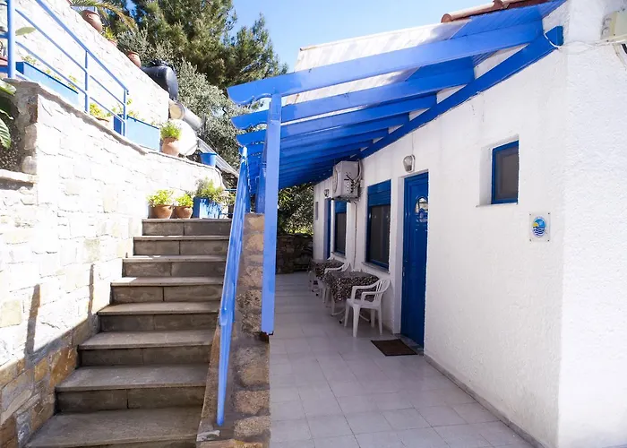 アパート Ntina *