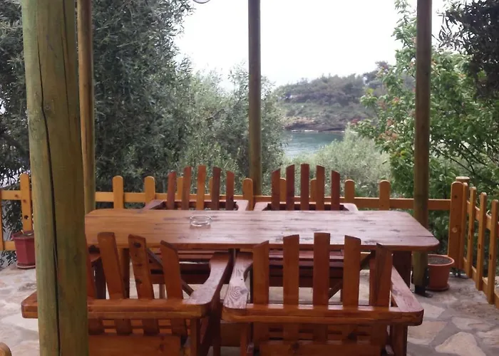 アパート Ntina *